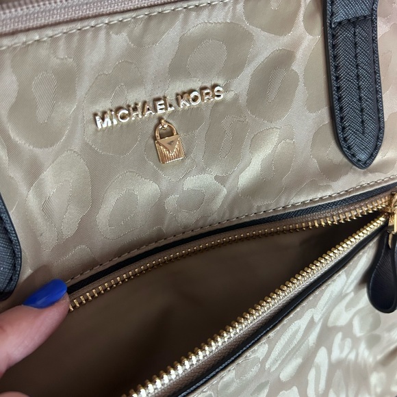 Michael Kors tan and black cheetah print handbag with lots of storage. - Picture 7 of 13